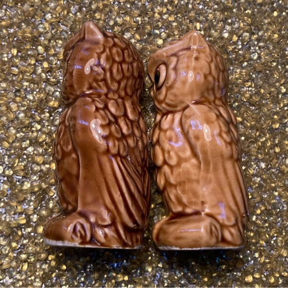 Vintage Owl Salt & Pepper Shakers - Picture 2 of 12